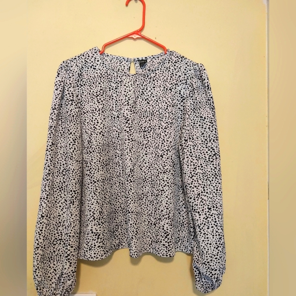 Black and white blouse